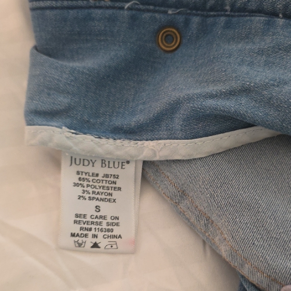 Judy Blue Light Blue Denim Jacket - Picture 6 of 6